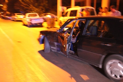 Küçük Kız Annesi İçin Ağladı