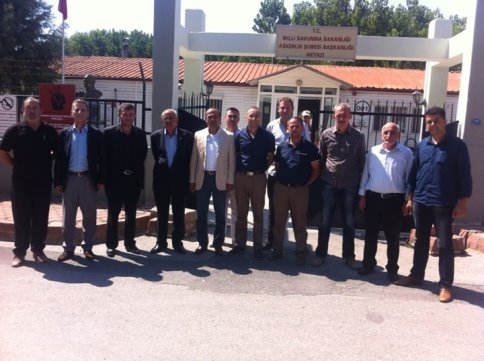 Akyazı Muhtarlar Derneğinden Emniyet Müdürü ve Askerlik Şubesine Ziyaret