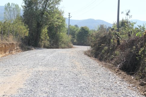 Küçücek’te 1 Km’lik Yol Genişletmesi Tamamlandı