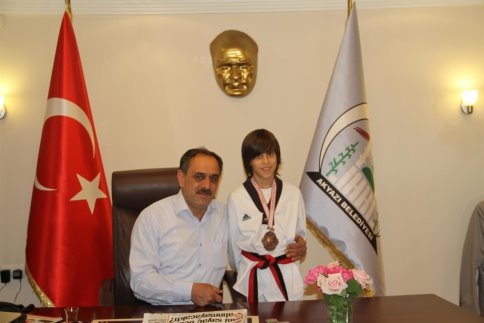 Şampiyona Başkan Yazıcı’dan Altın 