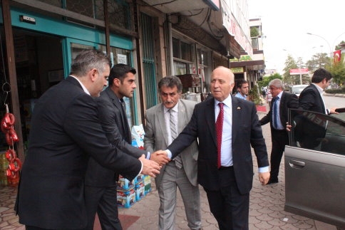 MHP Sakarya Milletvekili Kutluata Akyazı’da