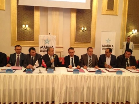 Akyazı’da Projeler  Ard Ard’a Hayata Geçiyor