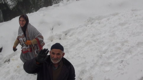 Yaylada Mahsur Kaldılar