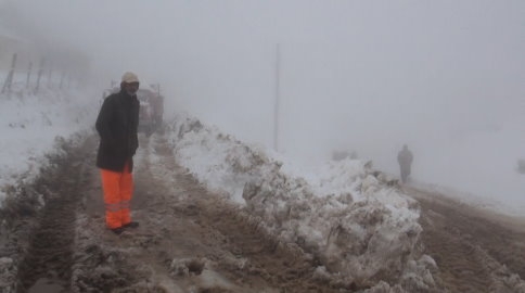 Yaylada Mahsur Kaldılar