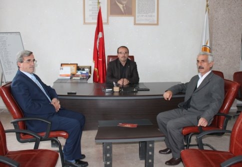 Akp‘nin İlk Aday Adayı Hasan Akcan