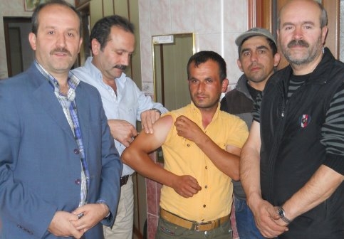 Akyazı Cihan Medya Grip aşısı yaptırdı.