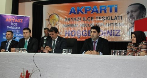 AKP Olağan İlçe Divan Toplantısı Yapıldı