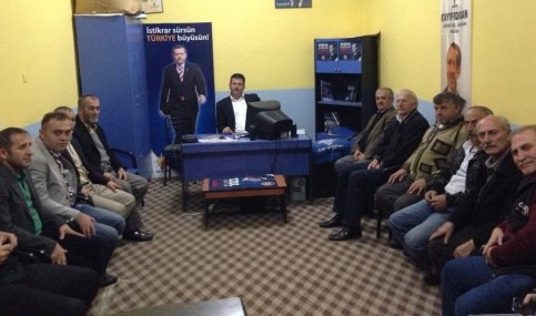 Kuzuluk AK Parti Teşkilatı toplandı.