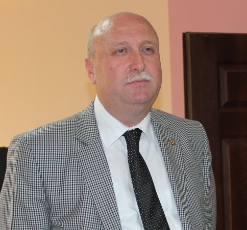 Şener Bayraktar Aday Adayı