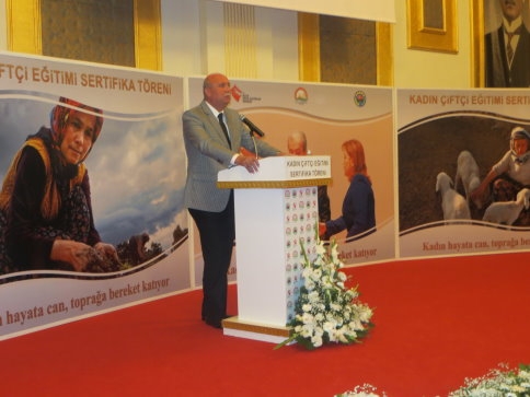 Şener Bayraktar Aday Adayı