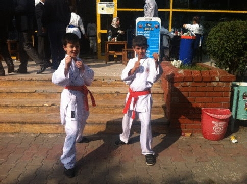 Karate Turnuvasında Derece Yaptılar