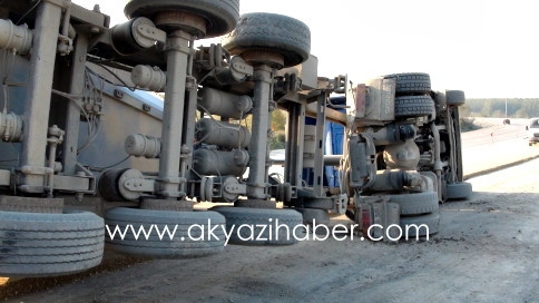 Kuzuluk Yolunda Kaza İki Yaralı