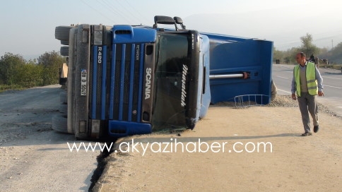 Kuzuluk Yolunda Kaza İki Yaralı