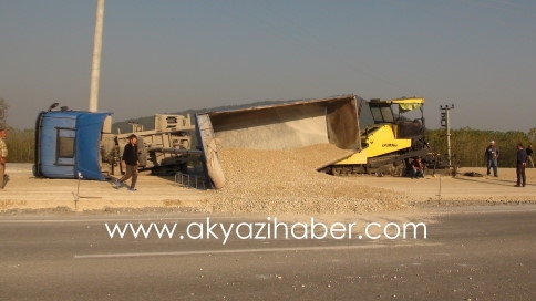 Kuzuluk Yolunda Kaza İki Yaralı