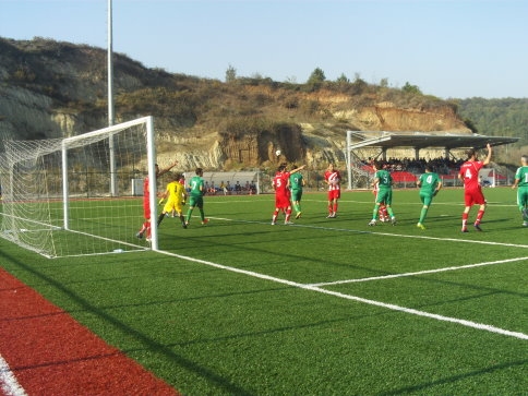 Kuzuluk spor Lider’i Devirdi