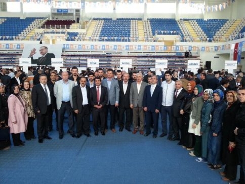 Akp’de Temayül Oylaması Yapıldı