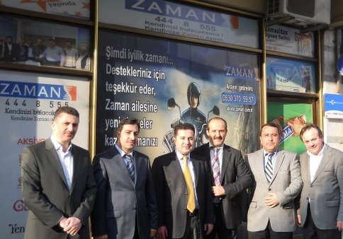 Zaman’ın kuruluşu Akyazı’da kutlandı. 