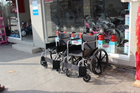 Akyazı’da Mavi Kapak Kampanyası