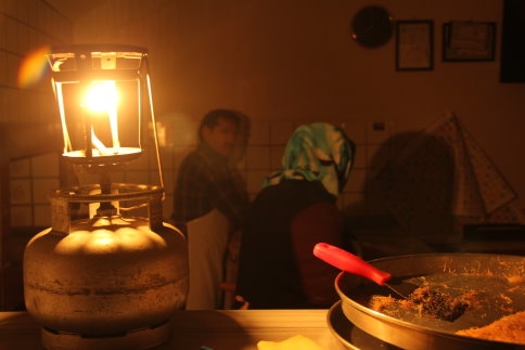 Akyazı’da Elektrik Kesintisi Yaşandı