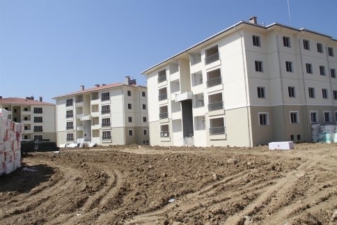 TOKİ Akyazı Konutları yüzde 90 oranında tamamlandı!