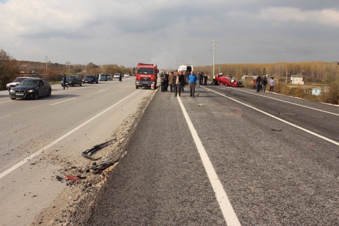 Takla Atarak 25 Metre sürüklendi 2 Yaralı