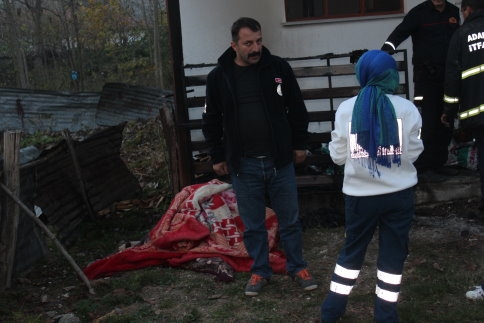 Yaşlı Kadın Yanarak Can Verdi