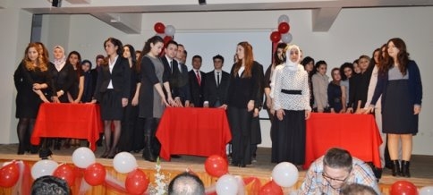 Akyazı’da Öğretmenler Günü Kutlandı