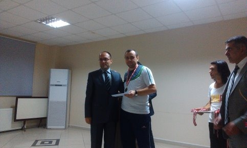 Öğretmenler Masa Tenisi İle Stres Attı