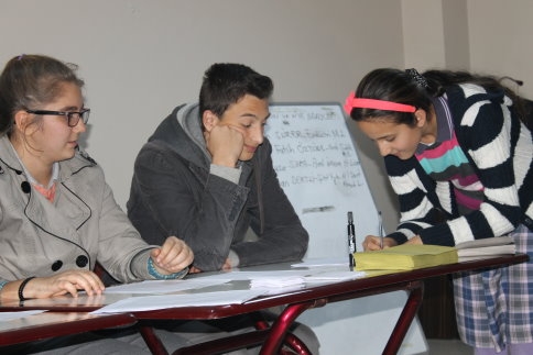 Öğrenci Meclis başkanı Oğuzhan Dertli seçildi.