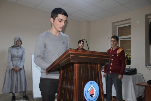 Öğrenci Meclis başkanı Oğuzhan Dertli seçildi.