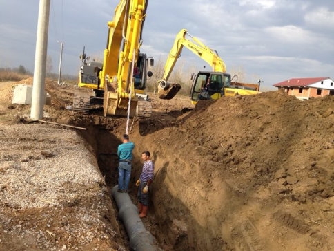 Altındere Belediyesi çalışıyor.