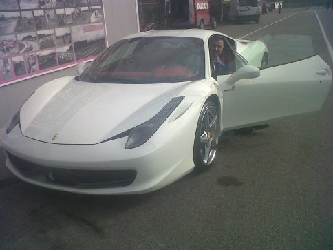 Şampiyon Otomobilini Yeniledi. 