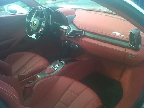 Şampiyon Otomobilini Yeniledi. 