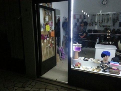 Hırsızlar Cirit Atıyor