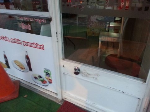 Hırsızlar Cirit Atıyor