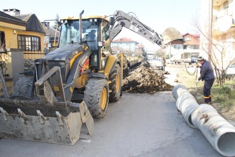 Ömercikler Mahesi Alt Yapısına Yeni Yağmur Suyu İle Destek