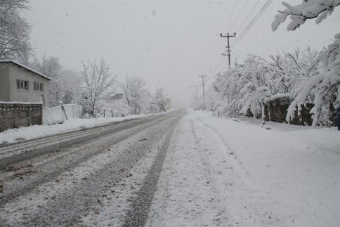 Akyazı'da Yoğun Kar Mesaisi