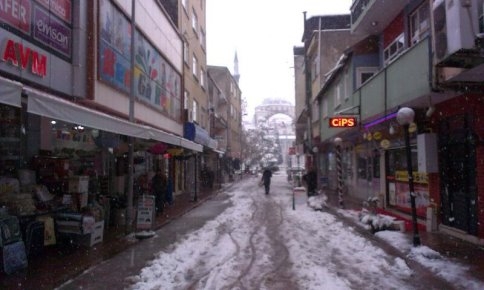 Akyazı'da Yoğun Kar Mesaisi
