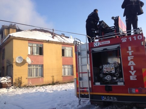 Kış Günü Evsiz Kaldılar