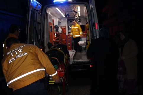 Kafasını Beton Zemine Çarptı