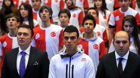 Kenan Sofuoğlu: Kendimi Vazifelendirilmiş Asker Gibi Hissettim