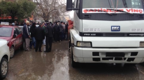 İLÇE MERKEZİNDE KAZA 1 ÖLÜ 1 YARALI