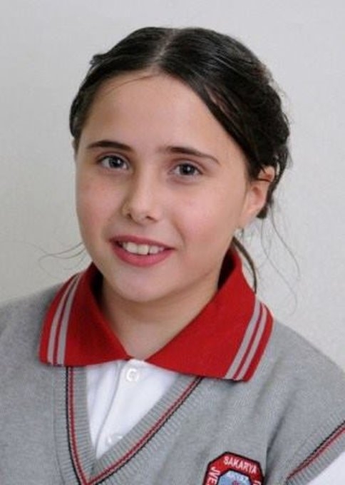 Küçük Azra Toprağa Verildi