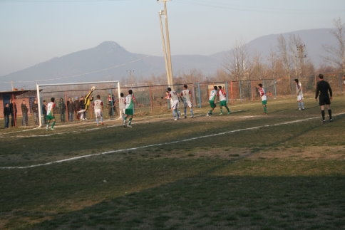 Taşburun Spor Emin Adımlarla