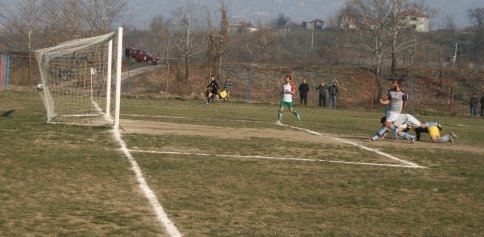 Taşburun Spor Emin Adımlarla