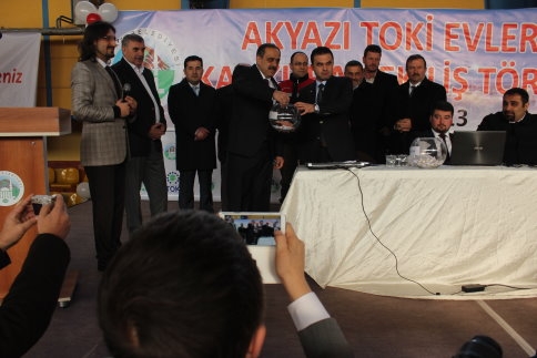 Toki Konutları Kura Çekilişi Yapıldı