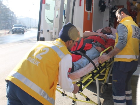 Çarşı İçinde Fenalaşarak Hastaneye Kaldırıldı.