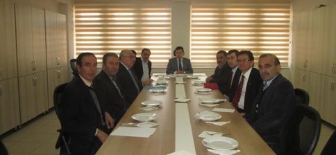 Akyazı'nın Yatırım ve Projeleri İçin Toplandılar