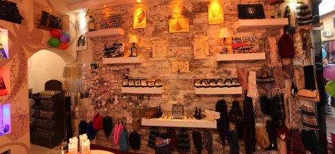 Şımarık Aksesuar Açıldı