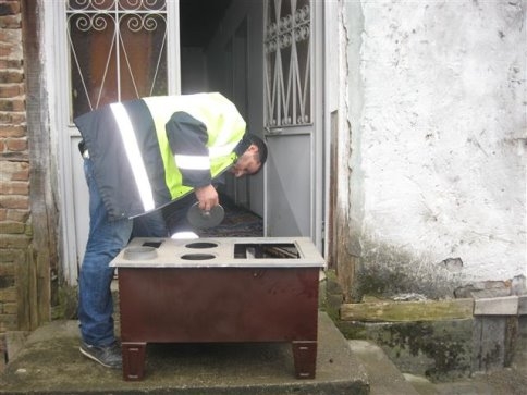 Akyazı Belediyesi İhtiyaç Sahibi Ailelere  Yardımlarına Devam Ediyor